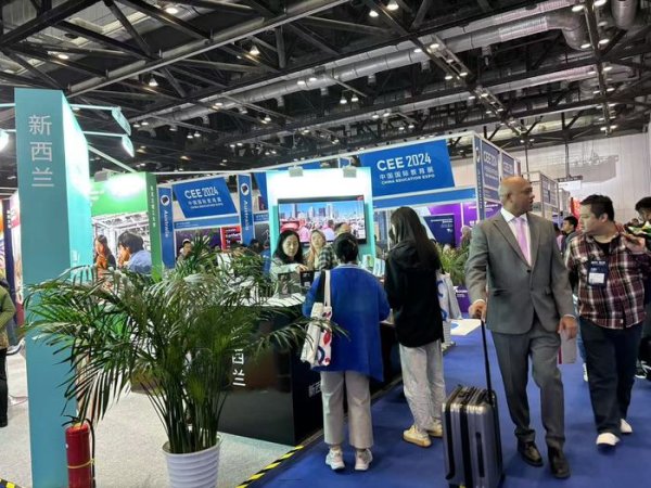 专业配资股票 实探2024国际教育展：留学更重性价比 商科热降温